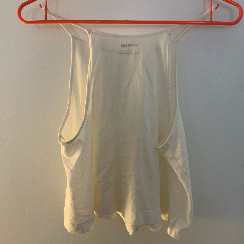 Express Cropped Tank - Picture 2 of 2